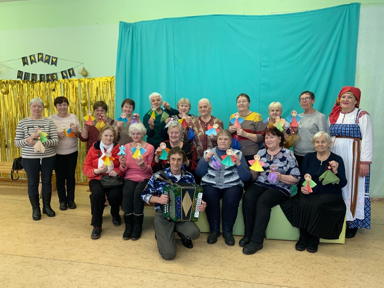 Весенние посиделки